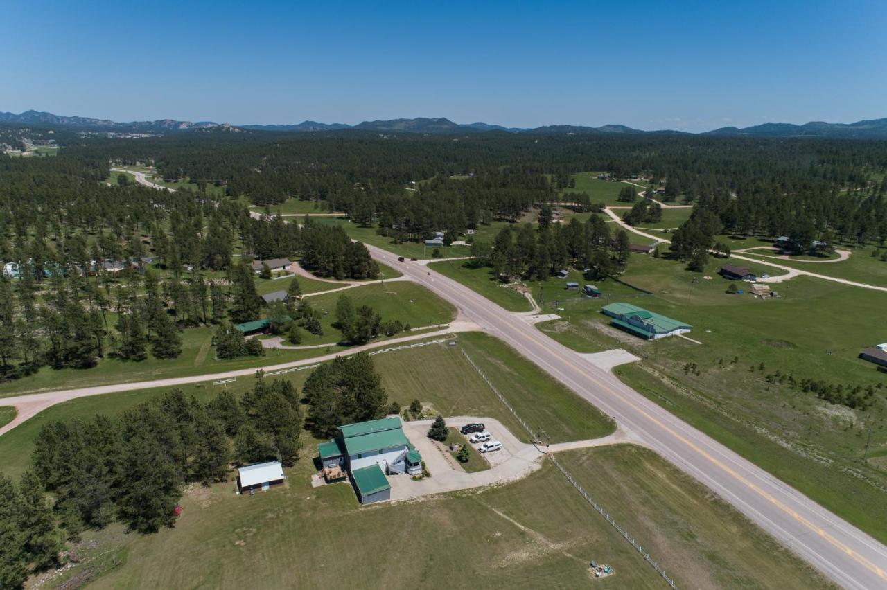 Eagle'S Landing Lodge Кастер Екстер'єр фото