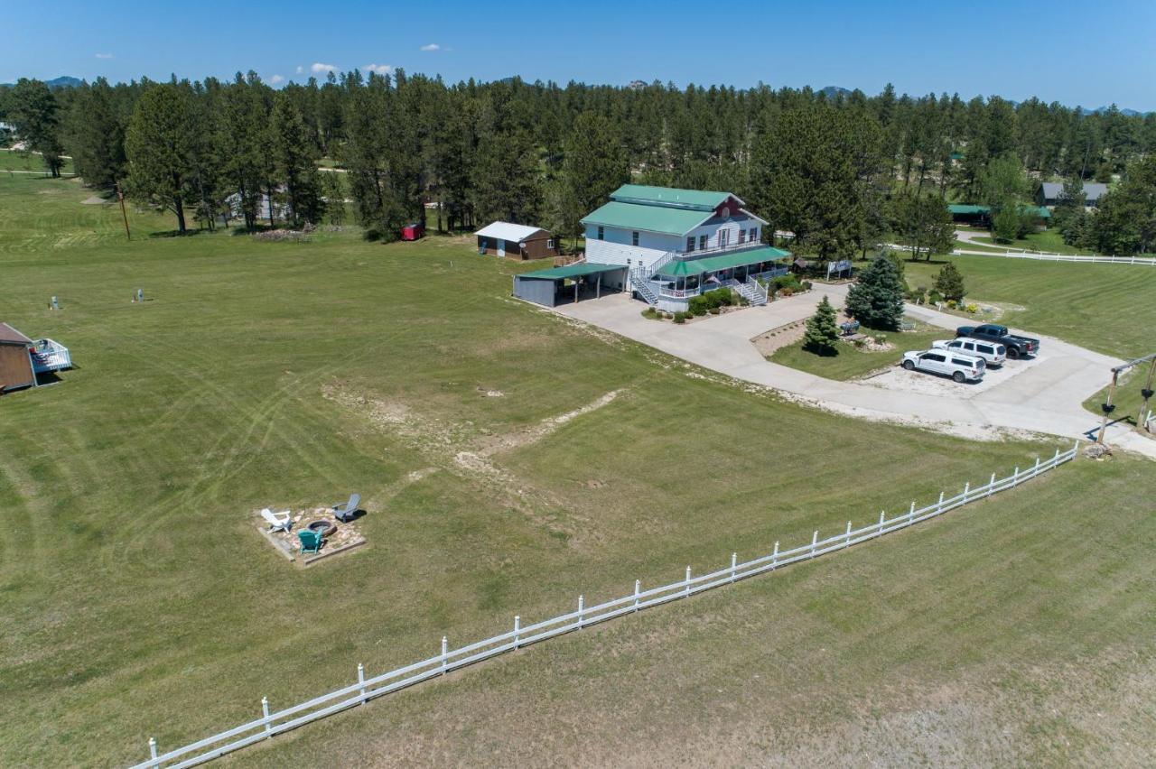 Eagle'S Landing Lodge Кастер Екстер'єр фото