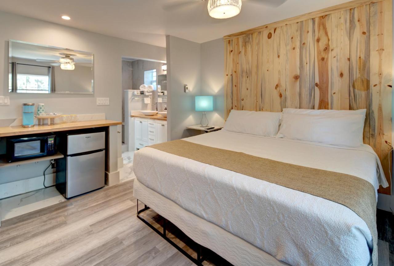 Eagle'S Landing Lodge Кастер Екстер'єр фото